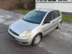 Silber Gebraucht 2003 Ford Fiesta Kleinwagen | 1.000 € (Fairer Preis)