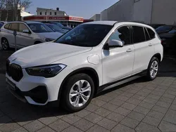 Alpinweiss iii Gebraucht 2020 BMW X1 SUV | 18.990 € (Fairer Preis)