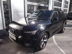 Onyx black / metallic Gebraucht 2022 Volvo XC40 Plus SUV | 32.490 € (Guter Preis)