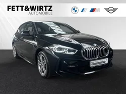 Saphirschwarz metallic Gebraucht 2024 BMW 118 M Sport Kleinwagen | 27.490 € (Fairer Preis)