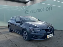 Grau Gebraucht 2021 Renault Mégane IV Intens Van / Kleinbus | 17.296 € (Fairer Preis)
