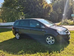 Schwarz Gebraucht 2009 Opel Zafira Van / Kleinbus | 3.999 € (Fairer Preis)
