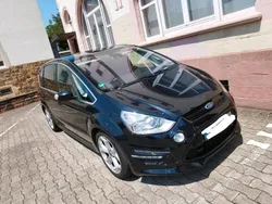 Schwarz Gebraucht 2013 Ford S-MAX Titanium S Van / Kleinbus | 11.000 € (Teuer)