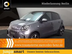 Grau Gebraucht 2020 Smart ForFour Electric Drive Exclusive Limousine | 10.590 € (Etwas zu teuer)