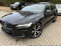 Schwarz Gebraucht 2022 Volvo V60 R-Design Kombi | 28.500 € (Guter Preis)