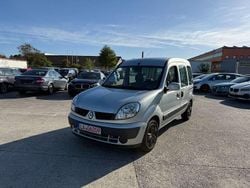 Grau Gebraucht 2006 Renault Kangoo Campus Van / Kleinbus | 2.490 € (Guter Preis)