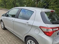 Silber Gebraucht 2019 Toyota Yaris Hybrid Comfort Kleinwagen | 13.500 € (Guter Preis)