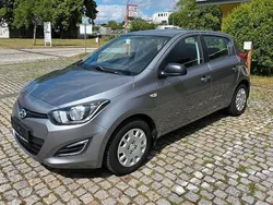 Grau Gebraucht 2013 Hyundai i20 Kleinwagen | 3.200 €