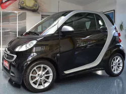 Tiefschwarz Gebraucht 2013 Smart ForTwo Coupé Passion Kleinwagen | 6.880 € (Fairer Preis)