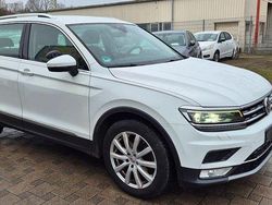 Weiß Gebraucht 2018 VW Tiguan Highline SUV | 11.900 €
