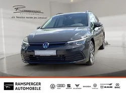 Grau (uranograu) Gebraucht 2024 VW Golf VIII Life Kombi | 22.990 € (Guter Preis)