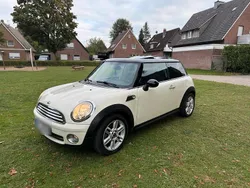 Weiß Gebraucht 2008 Mini Cooper Kleinwagen | 3.450 € (Guter Preis)