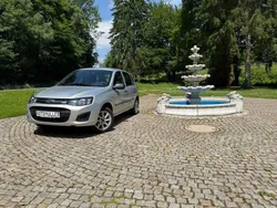 Grau Gebraucht 2015 Lada Kalina Limousine | 2.490 € (Fairer Preis)
