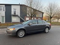 Grau Gebraucht 2009 Volvo S80 Limousine | 8.300 € (Teuer)