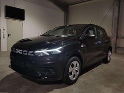 Nacreschwarz metallic Neu 2025 Dacia Sandero Essentiel Kleinwagen | 16.989 €