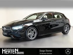 Lack kosmosschwarz Gebraucht 2024 Mercedes A180 Advanced Plus Limousine | 29.900 € (Fairer Preis)