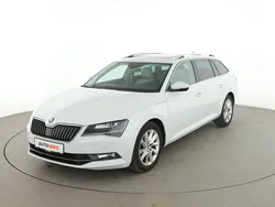 Weiß Gebraucht 2016 Skoda Superb Style Kombi | 17.710 € (Fairer Preis)