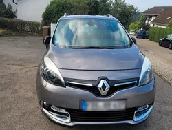 Silber Gebraucht 2013 Renault Scénic III Van / Kleinbus | 5.000 €