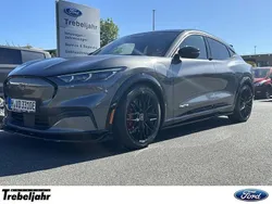 Grau Gebraucht 2021 Ford Mustang Mach-E SUV | 33.990 € (Fairer Preis)