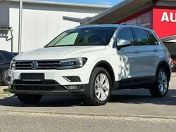 Pure white Gebraucht 2017 VW Tiguan Highline SUV | 27.490 €