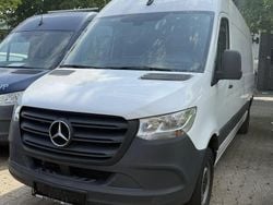 Arktikweiss Gebraucht 2024 Mercedes Sprinter Van | 32.500 € (Superpreis)