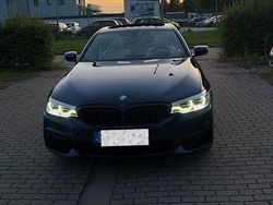 Blau Gebraucht 2018 BMW 540 Performance Limousine | 38.500 € (Etwas zu teuer)