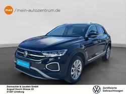 Deep black perleffekt Gebraucht 2024 VW T-Roc Style SUV | 29.970 € (Fairer Preis)