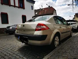 Andere außenfarben Gebraucht 2006 Renault Mégane II Limousine | 3.100 € (Fairer Preis)
