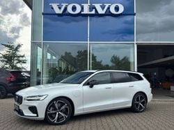 707 crystal white pearl Gebraucht 2024 Volvo V60 Plus Kombi | 52.900 €