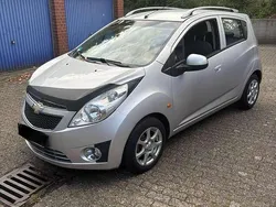Silber Gebraucht 2010 Chevrolet Spark LS Kleinwagen | 2.700 € (Fairer Preis)