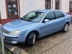 Blau Gebraucht 2005 Ford Mondeo Coupé | 1.700 € (Fairer Preis)