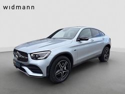 Metalliclack hightechsilber Gebraucht 2021 Mercedes GLC300e AMG Coupé | 45.850 € (Fairer Preis)