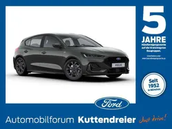 Magneticgrau (metallic) Neu 2025 Ford Focus ST-Line Limousine | 27.790 € (Guter Preis)