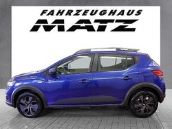 Blau Neu 2025 Dacia Sandero Expression Limousine | 21.495 €