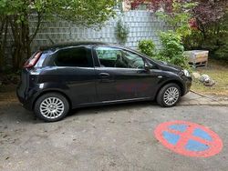 Grau Gebraucht 2014 Fiat Punto Street Kleinwagen | 3.750 € (Guter Preis)