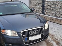 Grau Gebraucht 2005 Audi A4 Kombi | 2.300 € (Guter Preis)