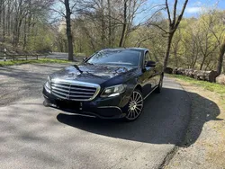 Schwarz Gebraucht 2016 Mercedes E220 Avantgarde Limousine | 23.999 € (Etwas zu teuer)