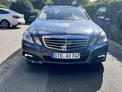 Gebraucht 2009 Mercedes E250 Avantgarde Limousine | 10.800 € (Teuer)
