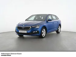 Blau Gebraucht 2023 Skoda Scala Cool Plus Kleinwagen | 16.480 € (Guter Preis)