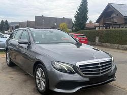 Grau Gebraucht 2016 Mercedes E220 Kombi | 16.499 € (Superpreis)