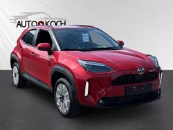 Weiß Neu 2025 Toyota Yaris Cross SUV | 31.590 €