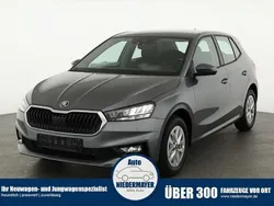 Race blue metallic Neu 2025 Skoda Fabia Selection Limousine | 18.495 € (Superpreis)