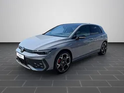 Mondsteingrau (metallic) Gebraucht 2025 VW Golf VIII GTI Limousine | 47.900 € (Etwas zu teuer)