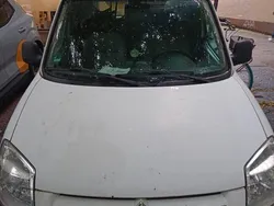 Weiß Gebraucht 2007 Citroën Berlingo Van / Kleinbus | 2.200 € (Fairer Preis)