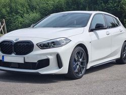 Weiß Gebraucht 2023 BMW 135 Coupé Coupé | 40.500 €