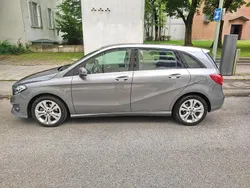 Grau Gebraucht 2018 Mercedes B180 Urban Van / Kleinbus | 17.900 € (Superpreis)