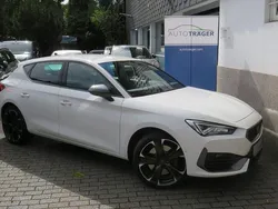 Weiß Gebraucht 2021 Cupra Leon Limousine | 22.390 € (Guter Preis)