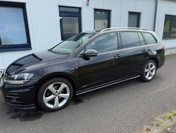 Schwarz Gebraucht 2021 VW Golf VIII Comfortline Kombi | 21.222 € (Fairer Preis)