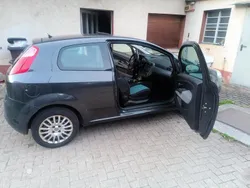 Silber Gebraucht 2009 Fiat Punto Kleinwagen | 2.000 €