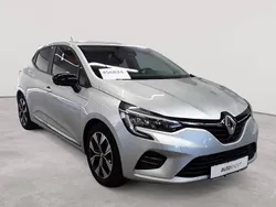 Platingrau metallic Gebraucht 2023 Renault Clio V Evolution Kleinwagen | 12.690 € (Fairer Preis)